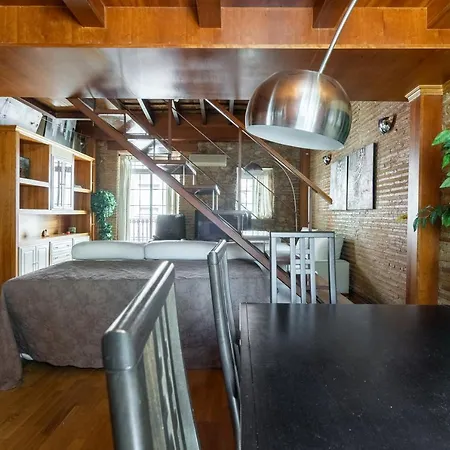 Apartment Lujoso Duplex En El Corazon De *